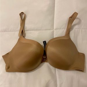 Victoria’s Secret Very Sexy push-up bra